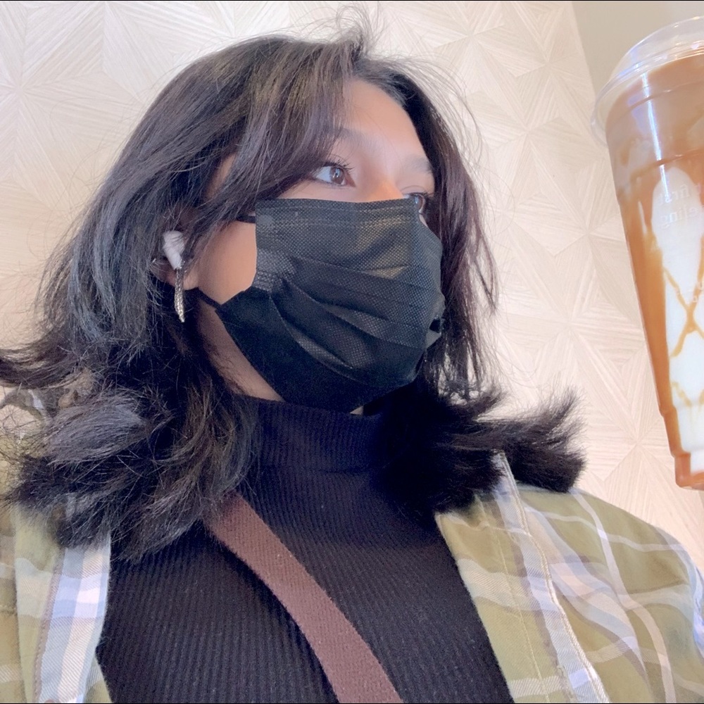 Meet your Posher, Andrea